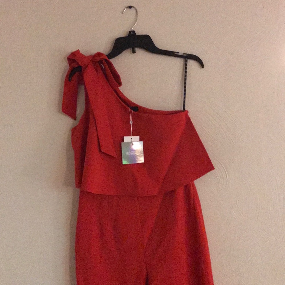 Red One shoulder bow jumpsuit Missguided